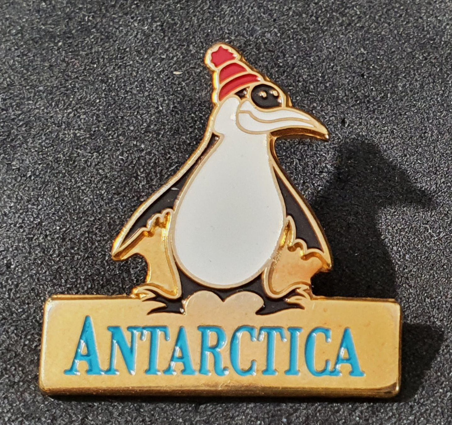 Placchette & Badge: CC948 - Pin Pinguin ANTARCTICA – Usato da Reinach BL venduto da Boston-Verkauf