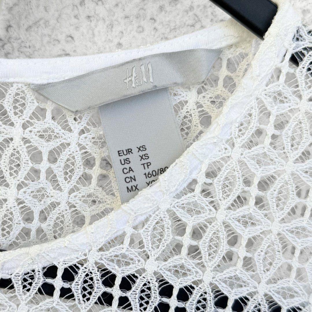 H&M Top: H&M Top Blanc avec Dentelle - Taille XS – Usato da Vevey venduto da secondlifevevey 1