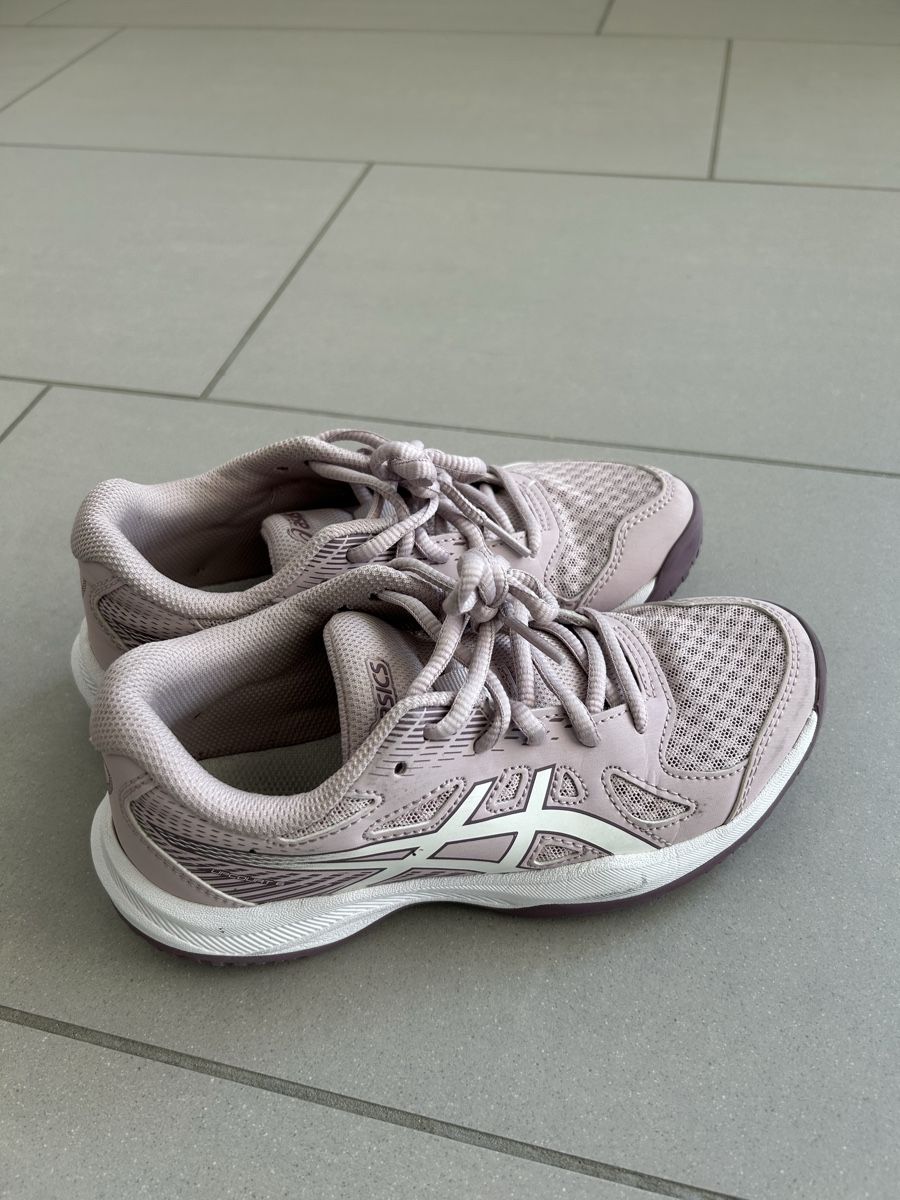 Asics Scarpe per ragazze: ASICS Performance Upcourt 6 Gs – Usato da Aarau venduto da Robib8 3
