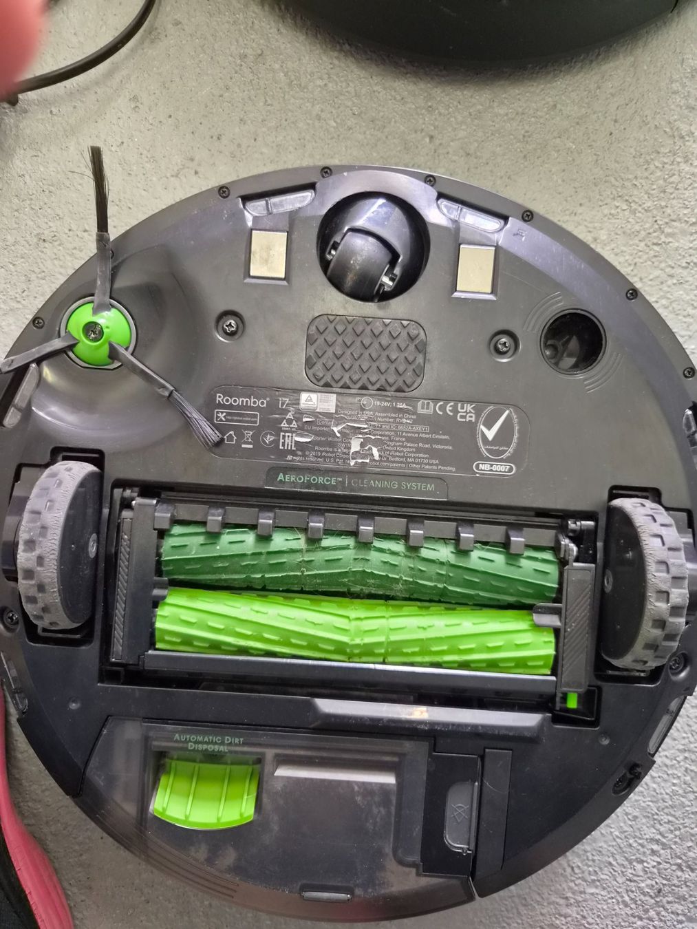 Irobot Aspirateurs & Accessoires: 2x iRobot Roomba Saugroboter-defekt – Défectueux à Domat Ems par tchnesa 4