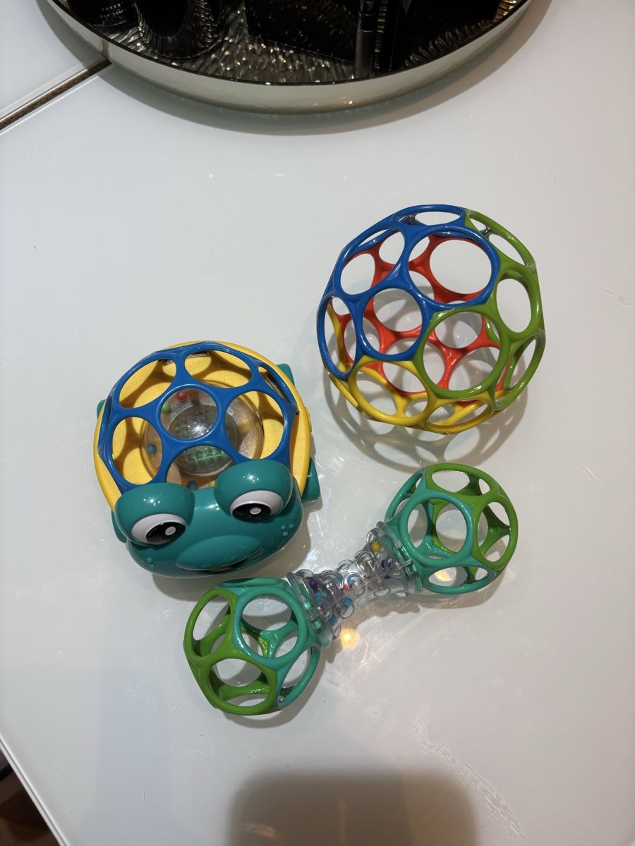 Jouets: Spielzeugset Oball – D'occasion à Höri par Celine.11