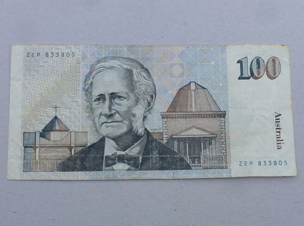 Banknoten: Australien ++ 100 Dollars ND 1984-92 – Gebraucht aus Walkringen von Casablanca777 1