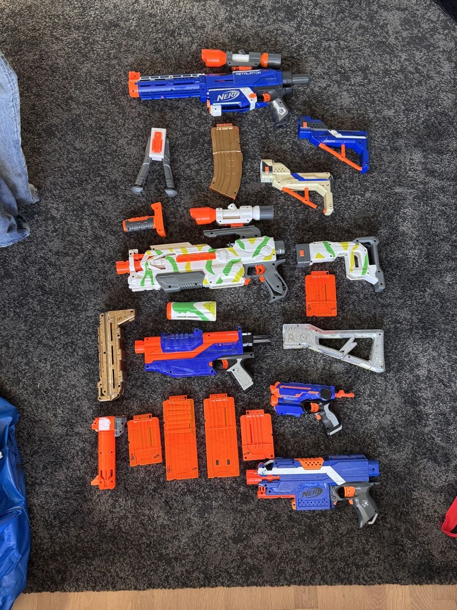 Nerf Spielzeuge: Nerf Gun Bundle - Great Selection, Ready for Summer Fun! – Gebraucht aus Wiesendangen von Markusfred