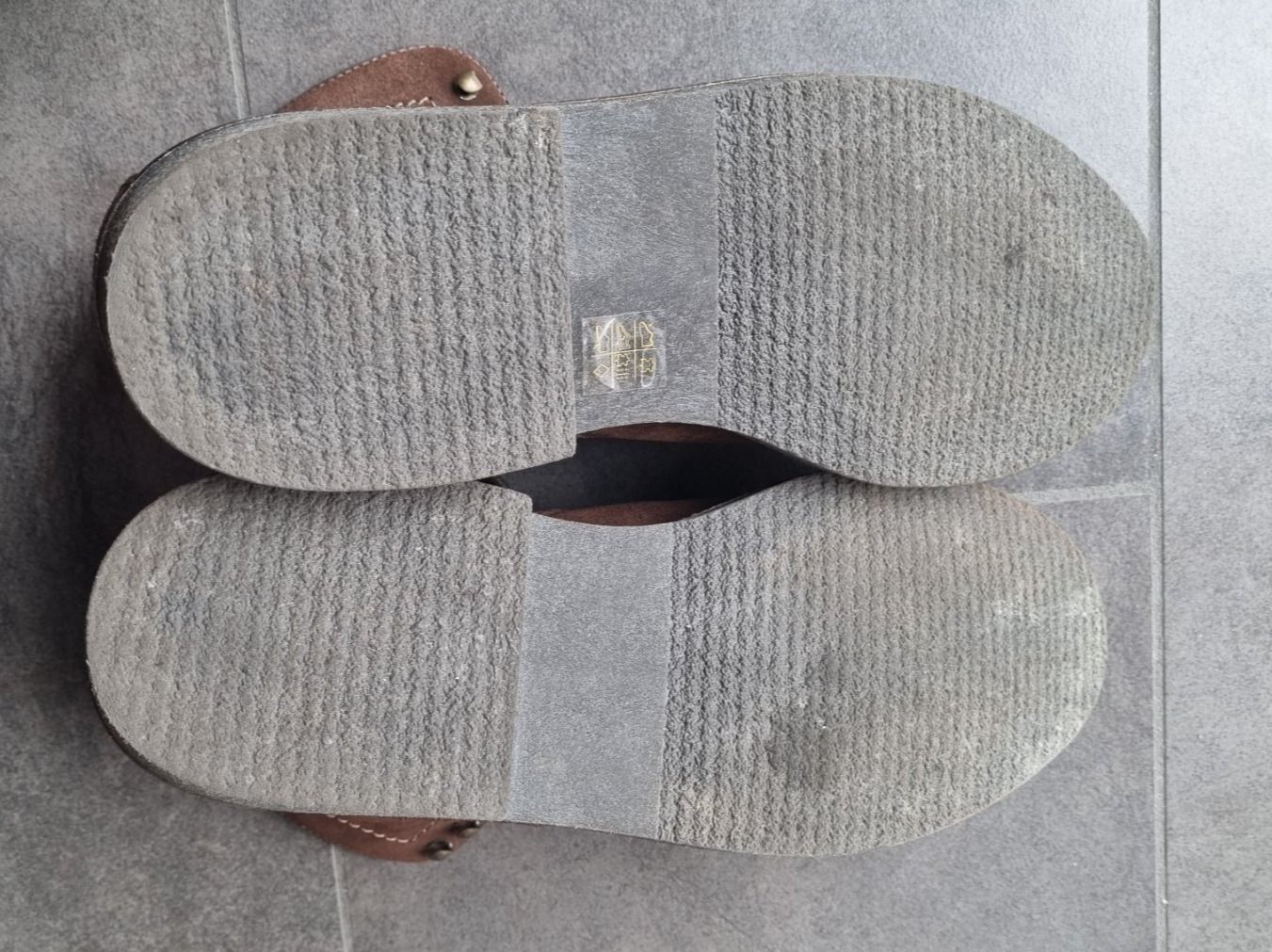 Scarpe da uomo: Braune wildleder schuhe von Bata, Gr. 45 – Usato da Cugnasco venduto da FuoriTutto 3