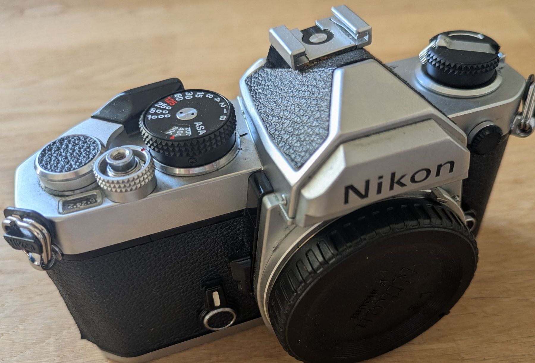 Nikon Kamera: Nikon FM – Defekt aus Giubiasco von vscott12