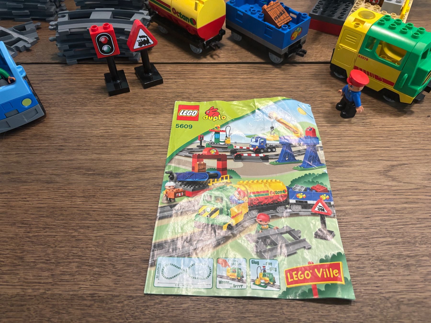 Lego Kit di costruzioni: LEGO DUPLO 5609 Eisenbahn Super Set / Deluxe Train Set – Usato da Niederweningen venduto da ronboni 1