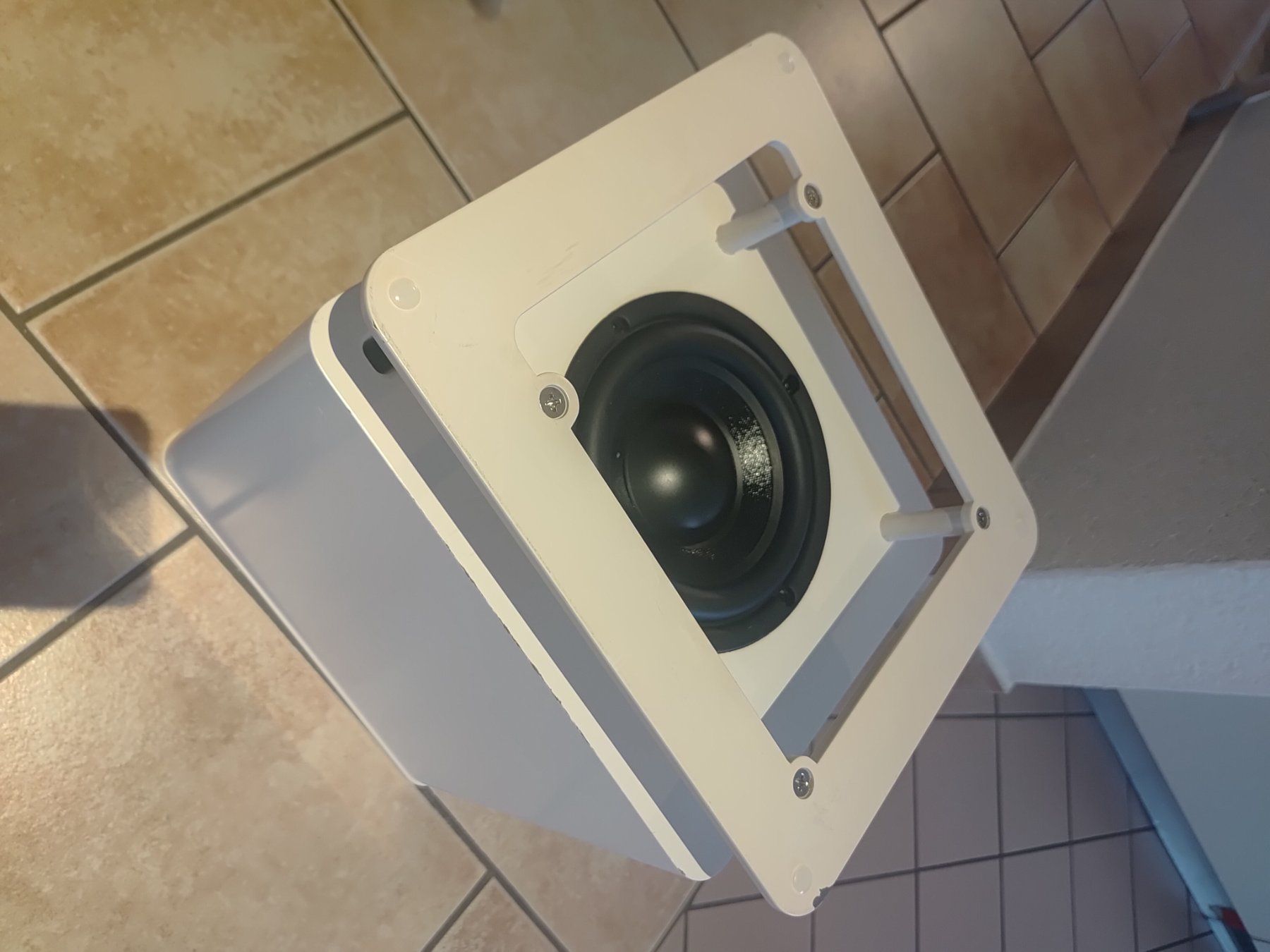 Piega Haut-parleurs: PIEGA TMicro Subwoofer Weiss – D'occasion à Uznach par Kev_le_Chef 2