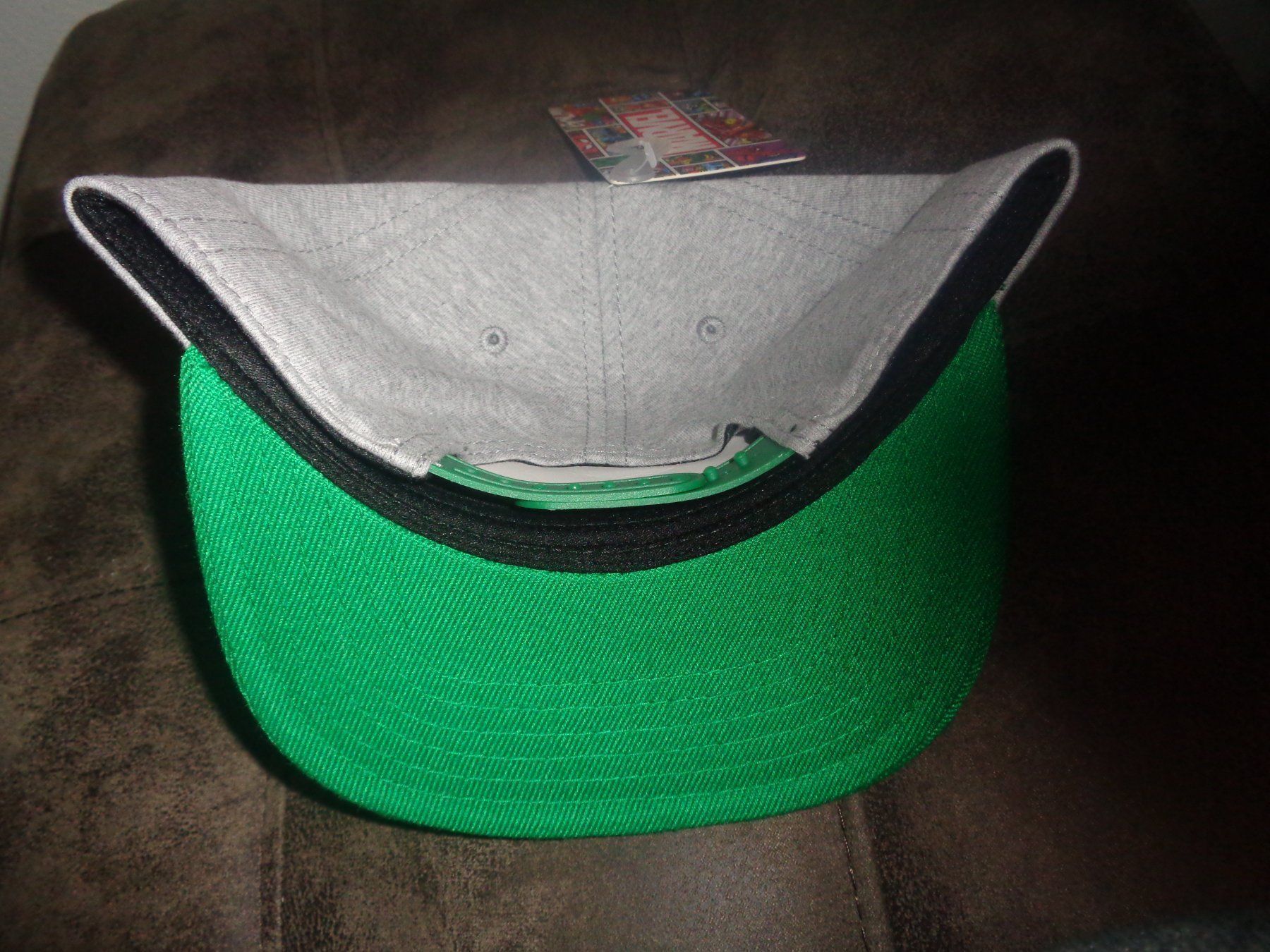 Jacken & Mäntel: Marvel - Hulk Boys Snapback – Neu und originalverpackt aus Olten von Disc-Ausverkauf 1