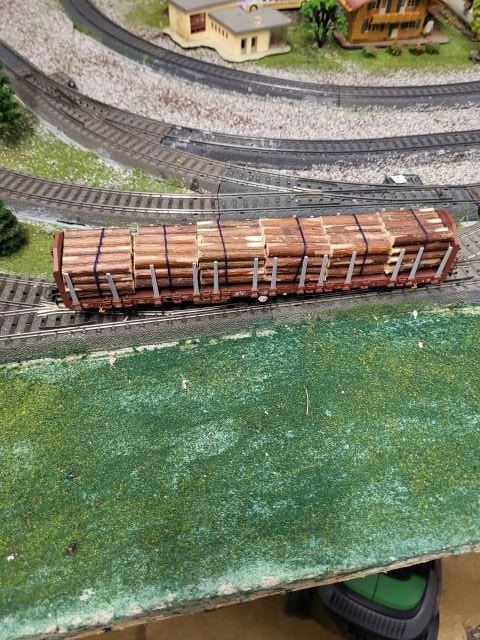 Märklin Modellini di ferrovie: Rungenwagen mit Holz – Usato da Andelfingen venduto da Flippi64