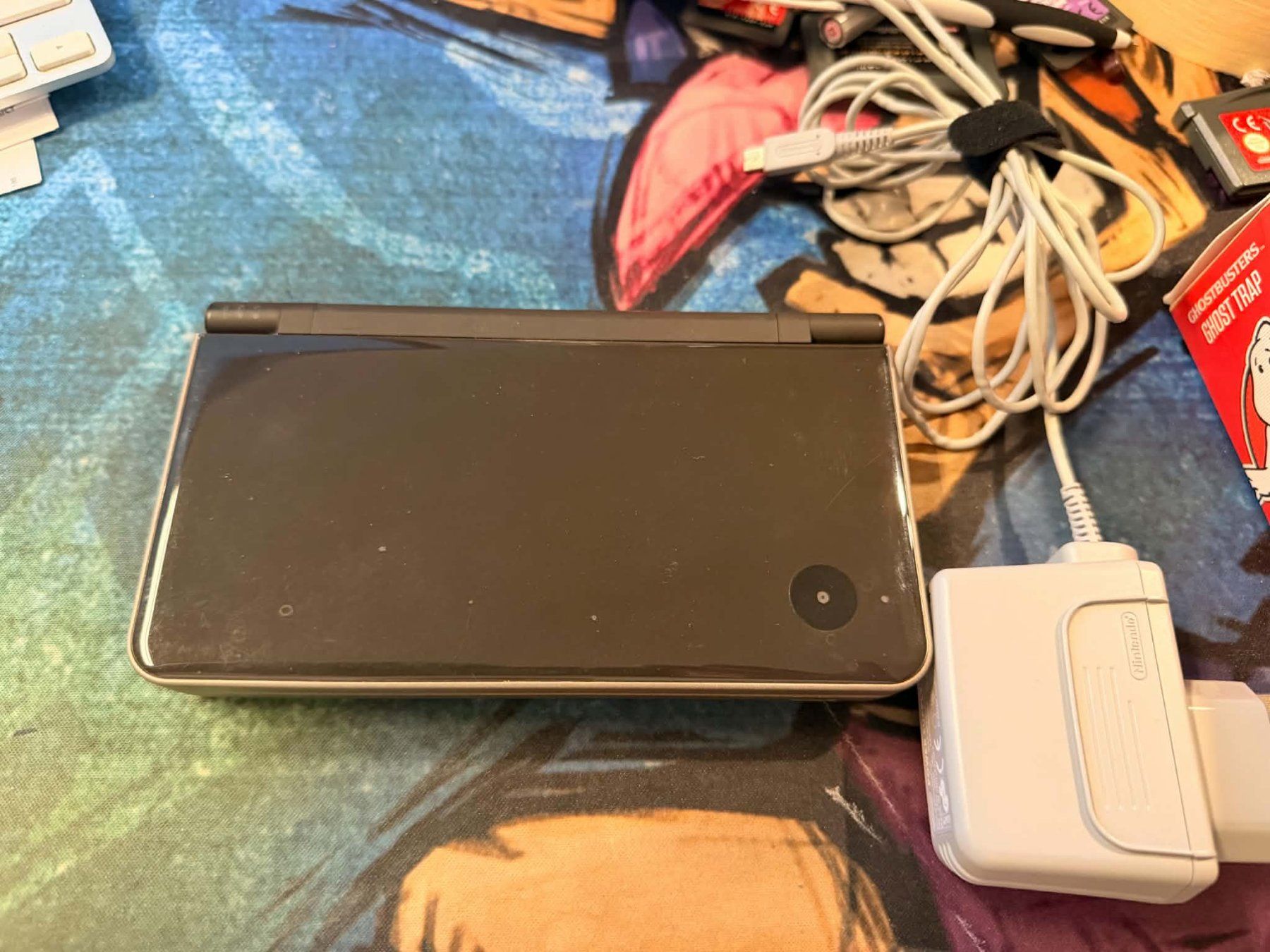 Nintendo Consoles: Console Nintendo DSi XL – D'occasion à Giubiasco par Ticinerd