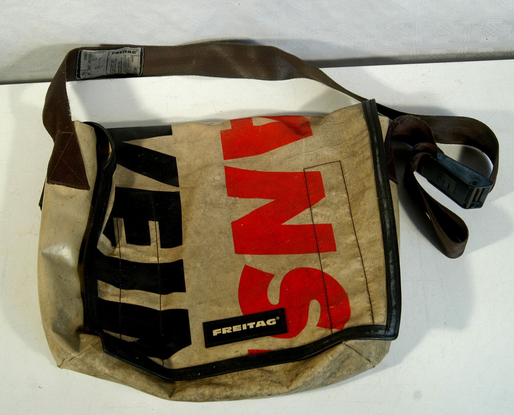 Freitag Taschen: Freitag Tasche – Gebraucht aus Herisau von Wisen