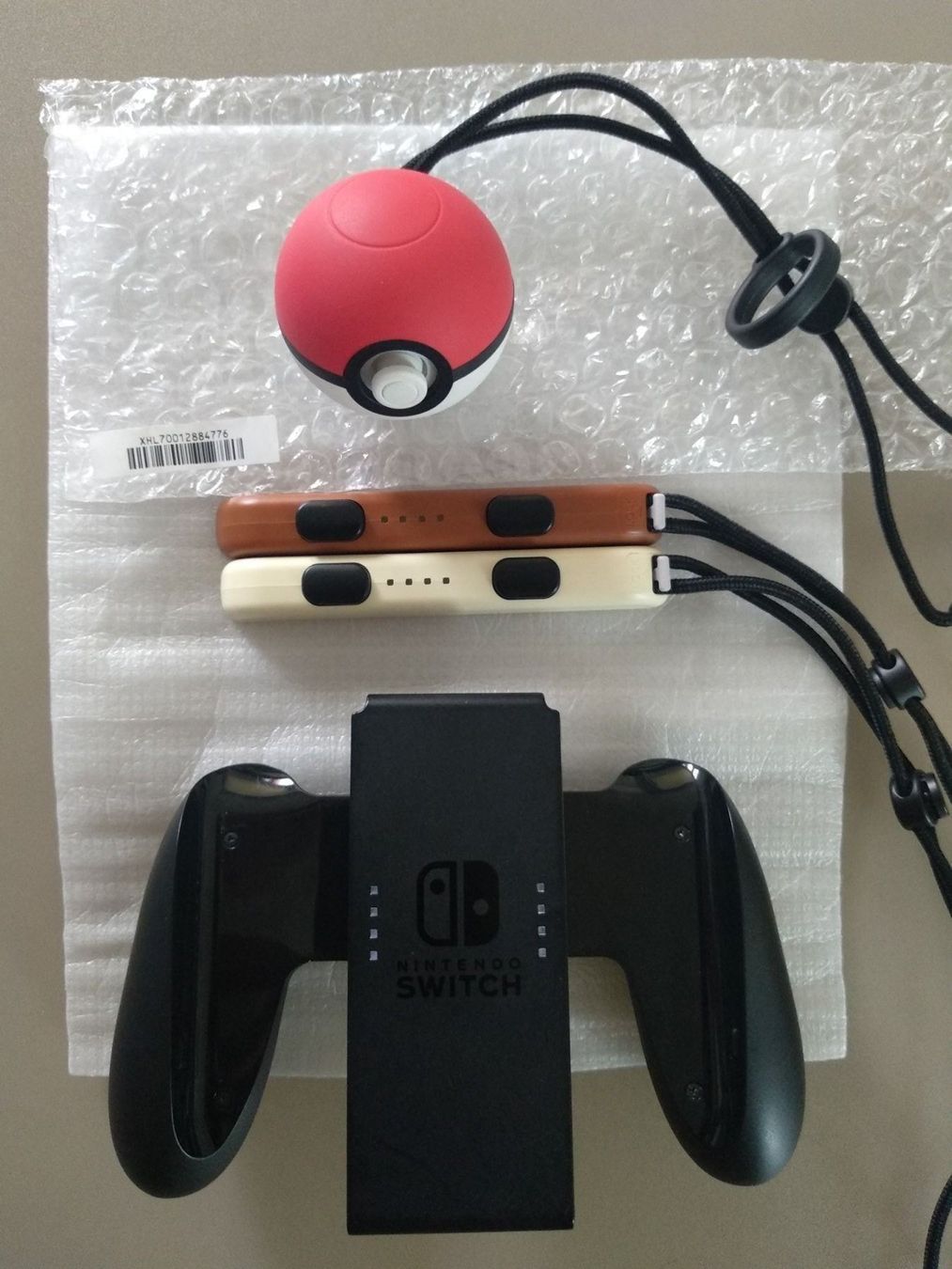 Nintendo Console: Nintendo Switch Pokemon Let's Go-Pikachu - Complete + games – Usato da Zürich venduto da MDC0 4