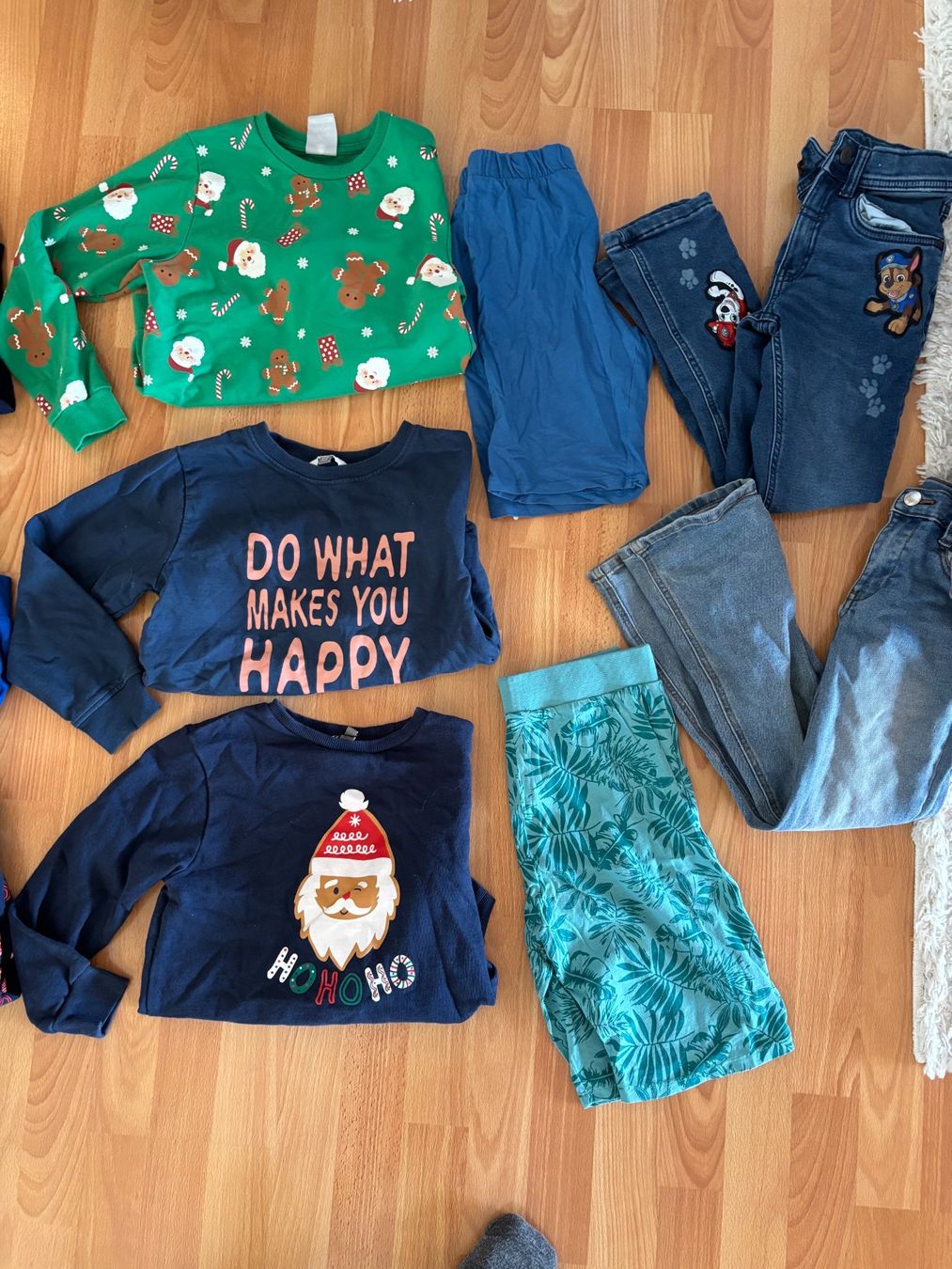 Kleiderpakete & -sets: Kinderkleider-Paket ca. Grösse 128 – Gebraucht aus Olten von Sonjason 1