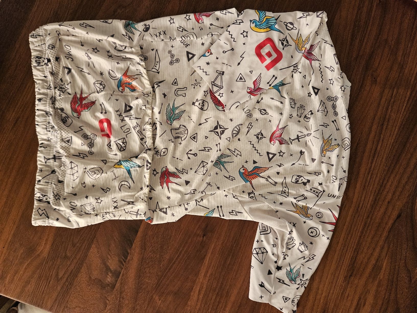 Leibchen & Hosen: Alé Shirt – Gebraucht aus Luzern von blackcat010 1