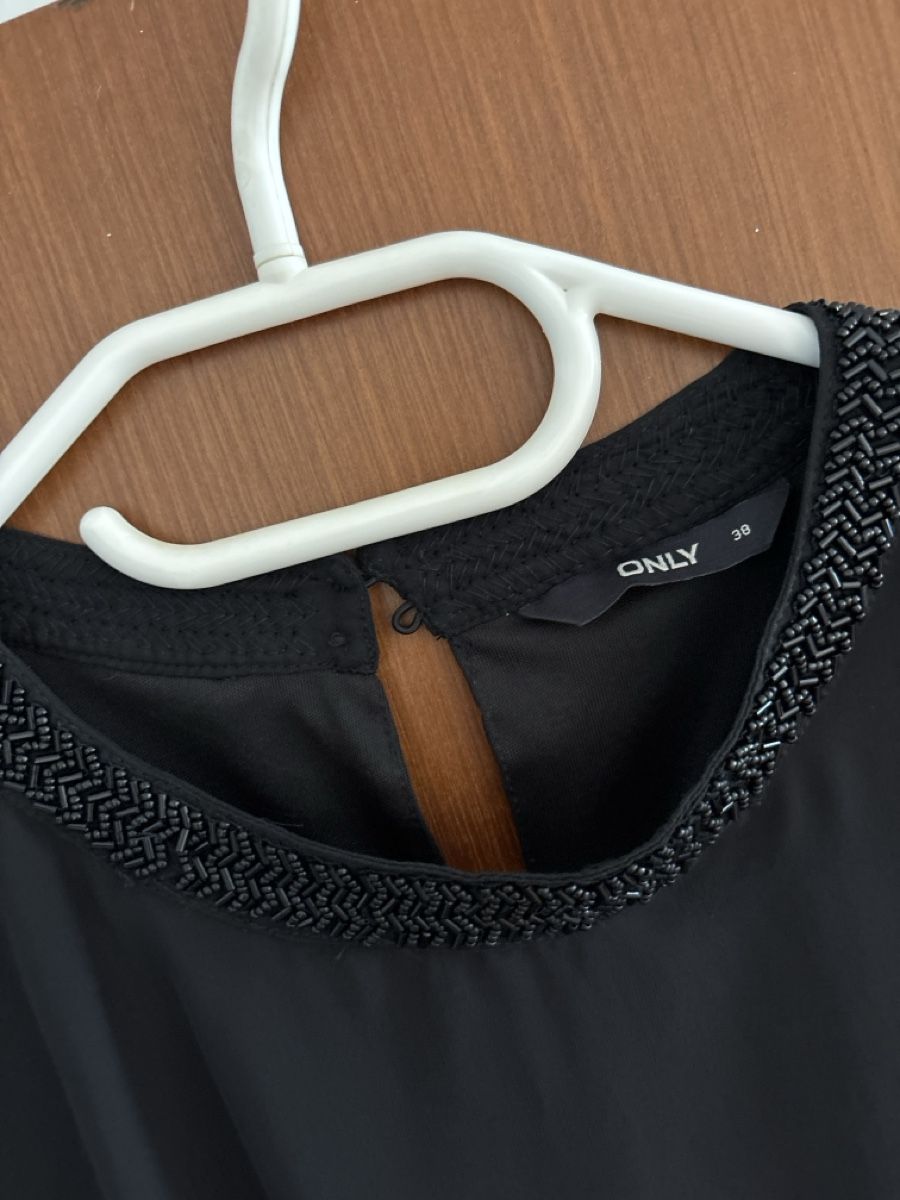 Only Camicette: Elegante ONLY Bluse, Gr. 38, Schwarz – Usato da Rünenberg venduto da ZwergLi100 1