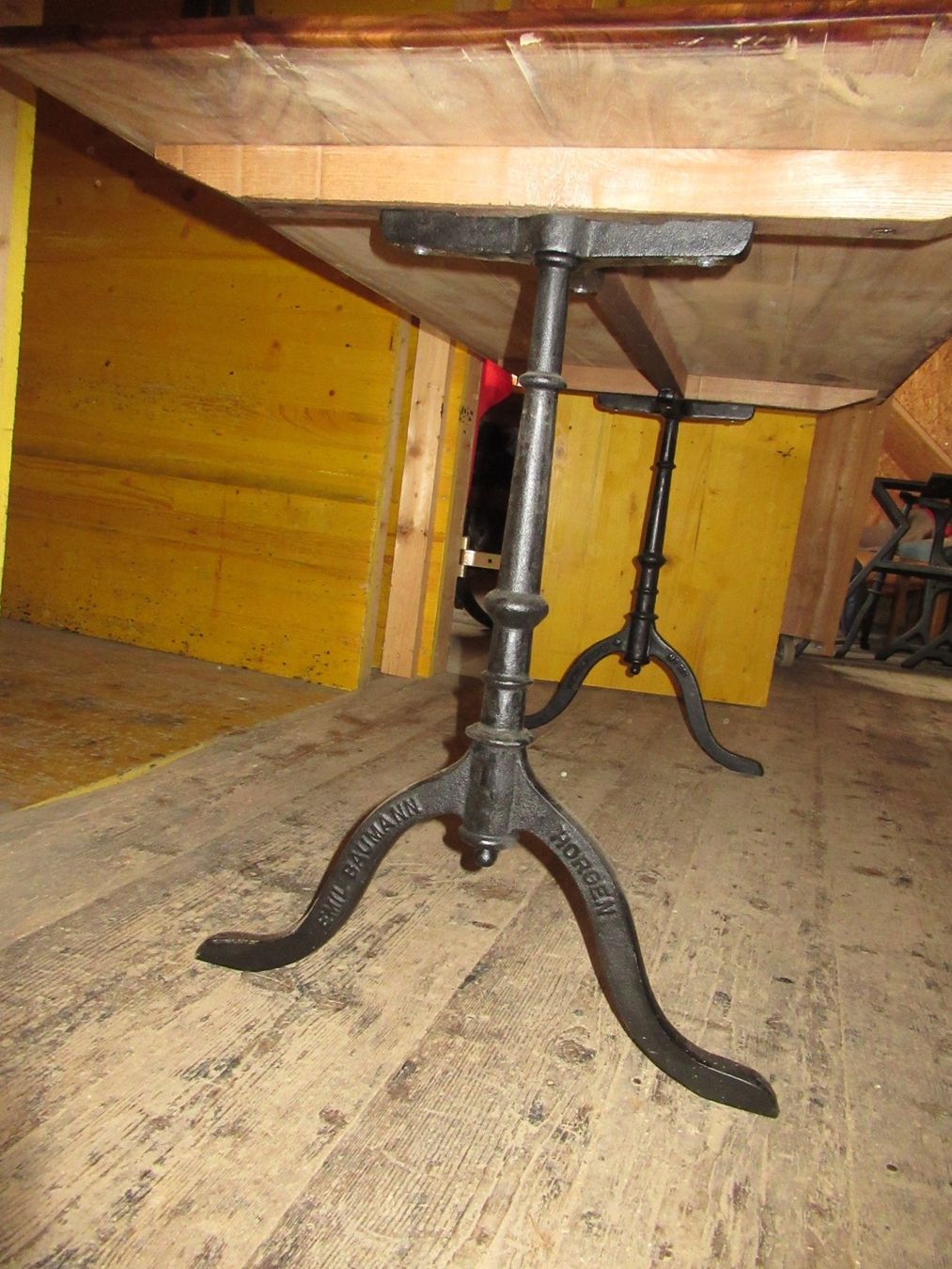 Tische: Antiker Beizentisch (Nuss/150) – Gebraucht aus Berg SG von Pizza58 5