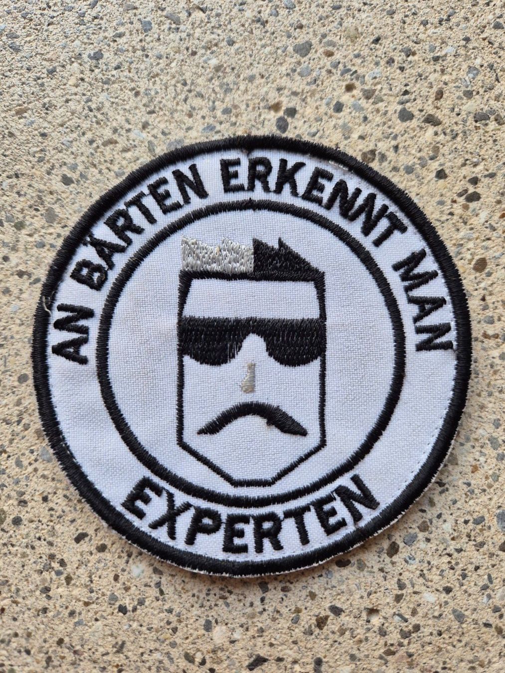 Schweizer Armee Placchette & Badge: *** Spass Badge Swisscoy Einsatz  mit klett *** – Nuovo (secondo la descrizione) da Riedholz venduto da fr_sIruP