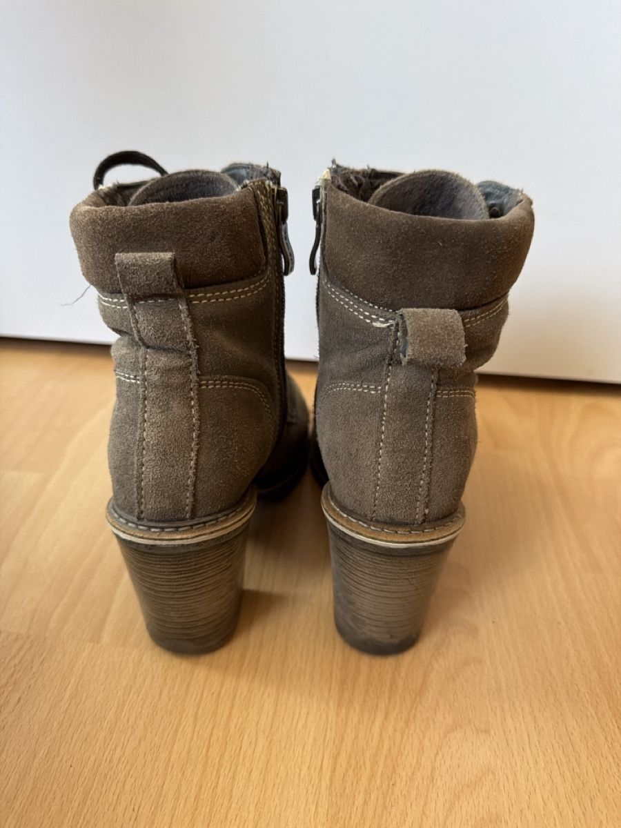 Tamaris Scarpe da donna: Tamaris Winterstiefel Damen – Usato da Dagmersellen venduto da SabrinaZu 1