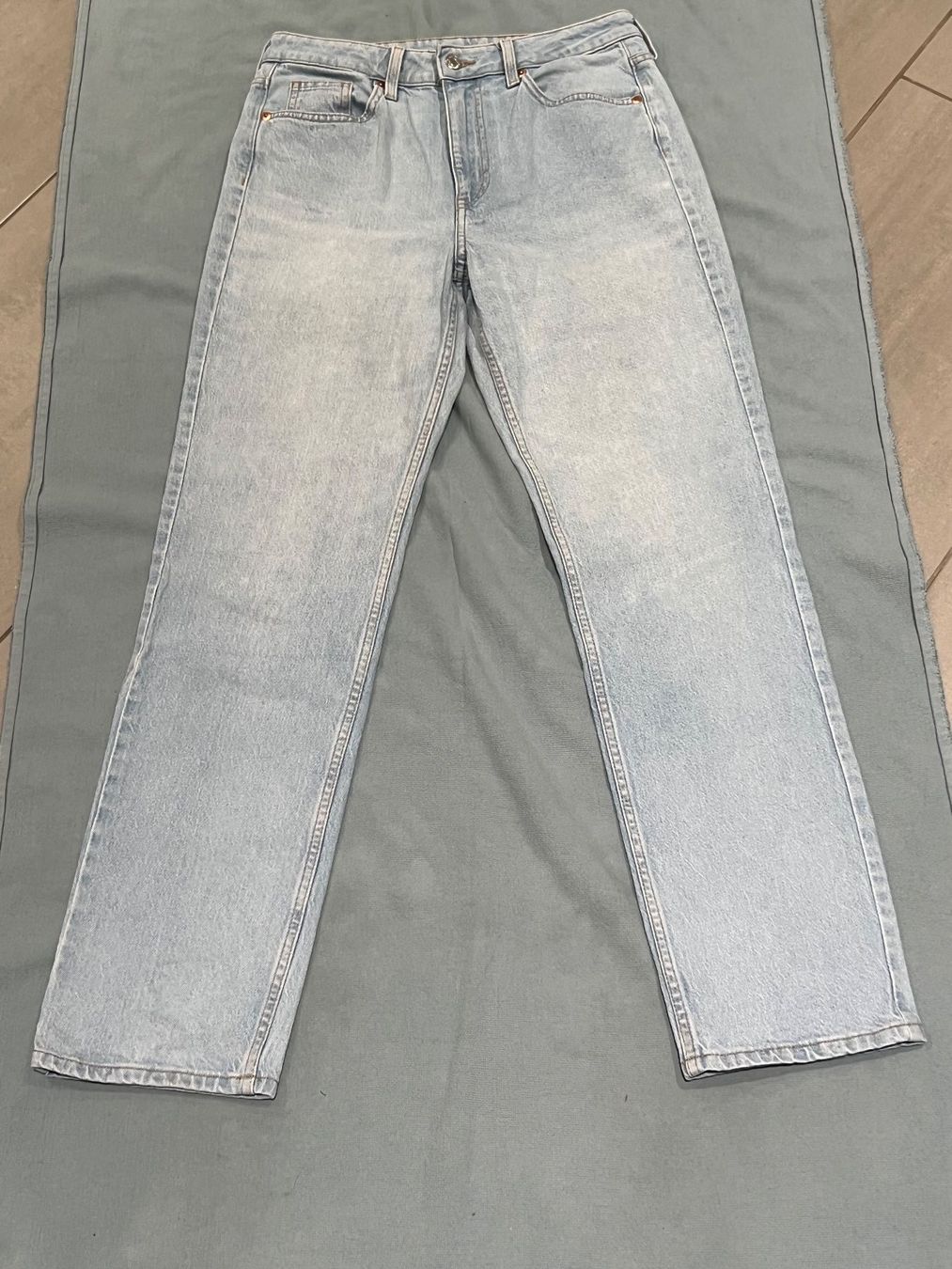 Jeans: Jeans hell Grösse 38 – Gebraucht aus Zürich von Stami129