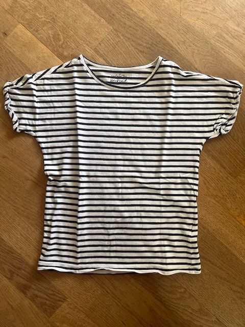 Camicie, T-shirt & Polo: 3 Shirts für Kinder – Usato da Steinmaur venduto da Dyleila