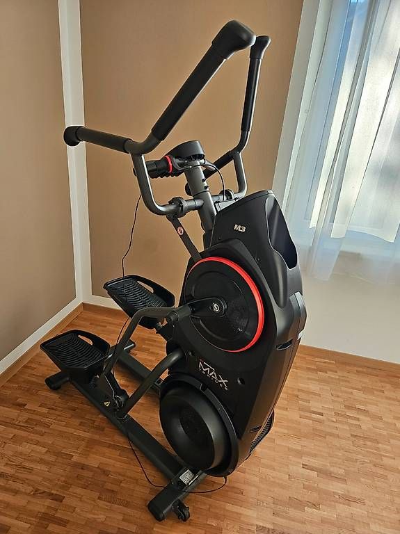 Bowflex Vélos d'appartement: Crosstrainer Bowflex Max Trainer M3 sehr guter Zustand – D'occasion à Engelburg par Michelle_Egg 3