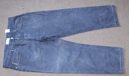 Herrenjeans von *ARMANI*