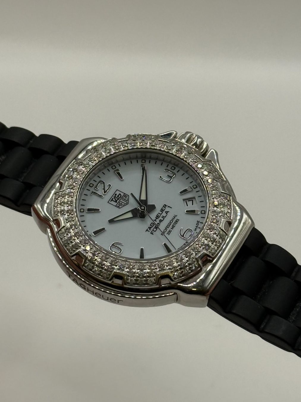 Tag Heuer Uhren: TAG Heuer Formula 1 – Gebraucht aus Bottens von Evergold.ch 3