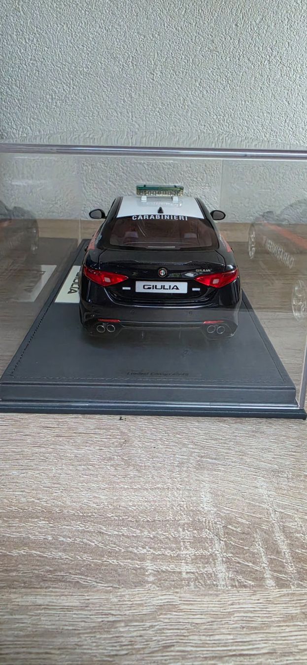 BBR Models Modellini d'auto: Alfa Romeo Giulia QV Carabinieri BBR Model – Nuovo e nell'imballaggio originale da Bellikon venduto da Kekko11 3