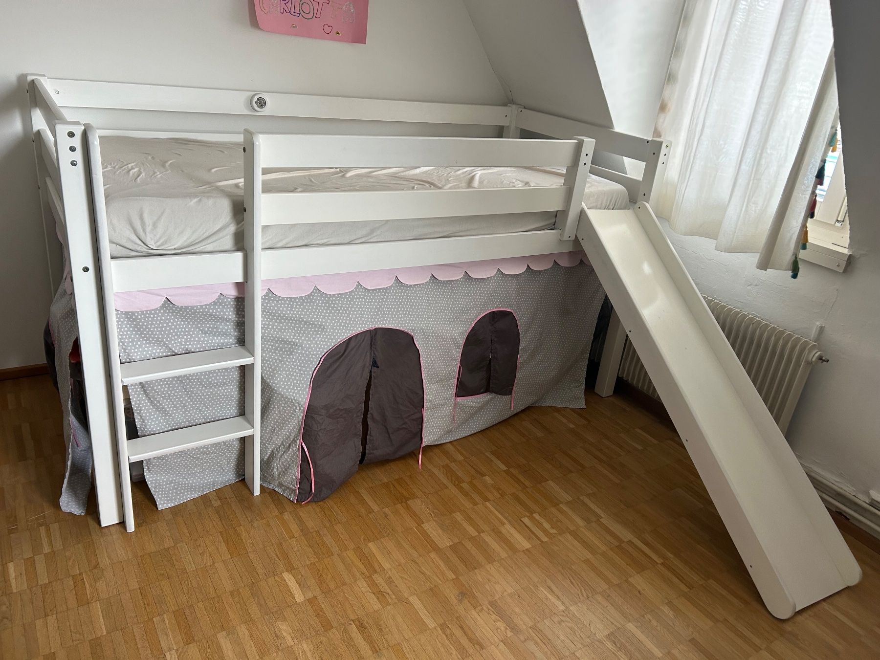 Betten: Hochbett mit Rutsche – Gebraucht aus Zürich von Sternenkind