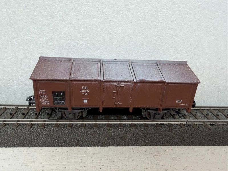 Roco Modelleisenbahnen: Spur H0 Roco 46116 DB Klappdeckelgüterwagen – Gebraucht aus Büsserach von ModellbahnDepot 2
