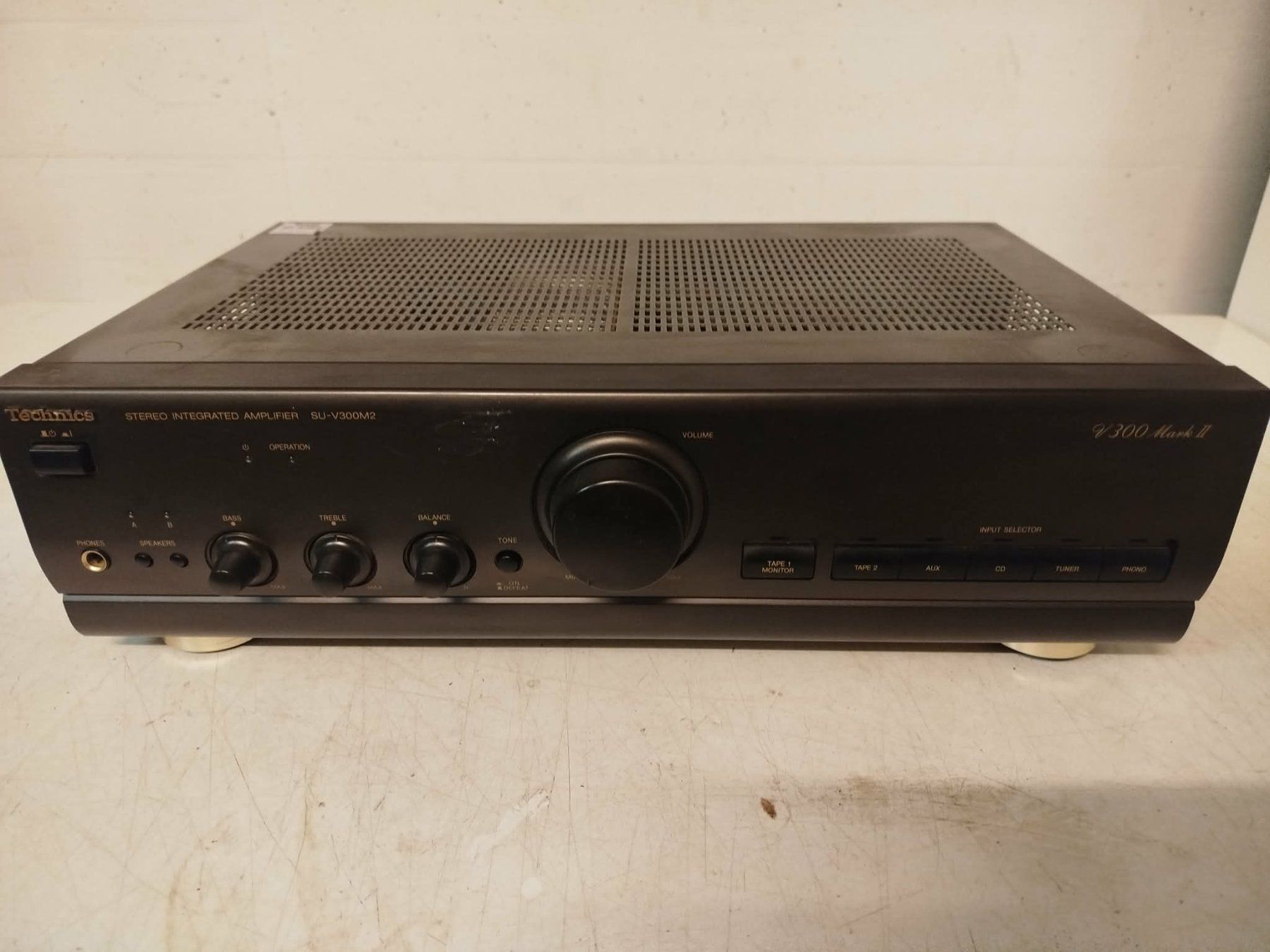 Technics Amplificatori: Technics SU-V300M2 – Usato da La Chaux-de-Fonds venduto da Emmaus2300CDF