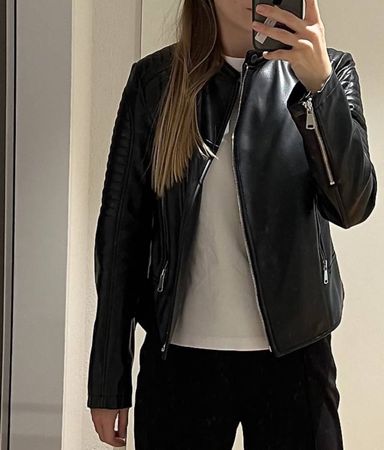 Schwarze Zara Lederjacke - Top Zustand