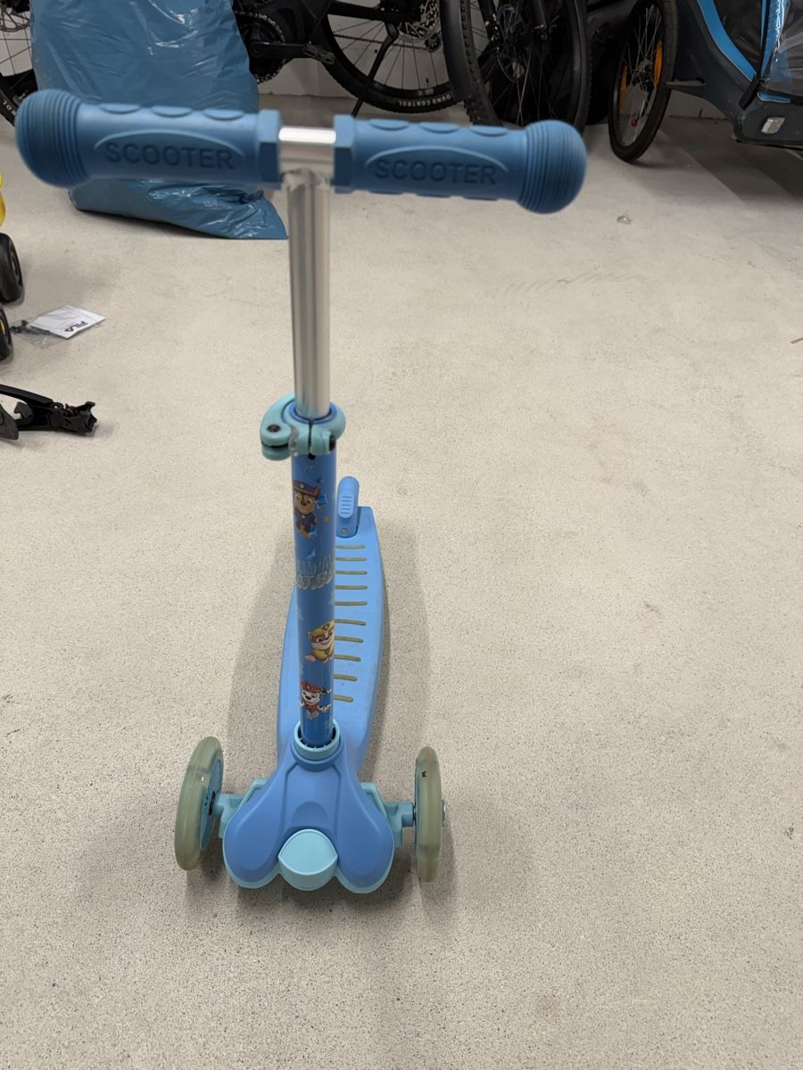 Kickboard: Paw Patrol Scooter, 3-Rad Roller – Nuovo (secondo la descrizione) da Horgen venduto da NaiomiSD 1