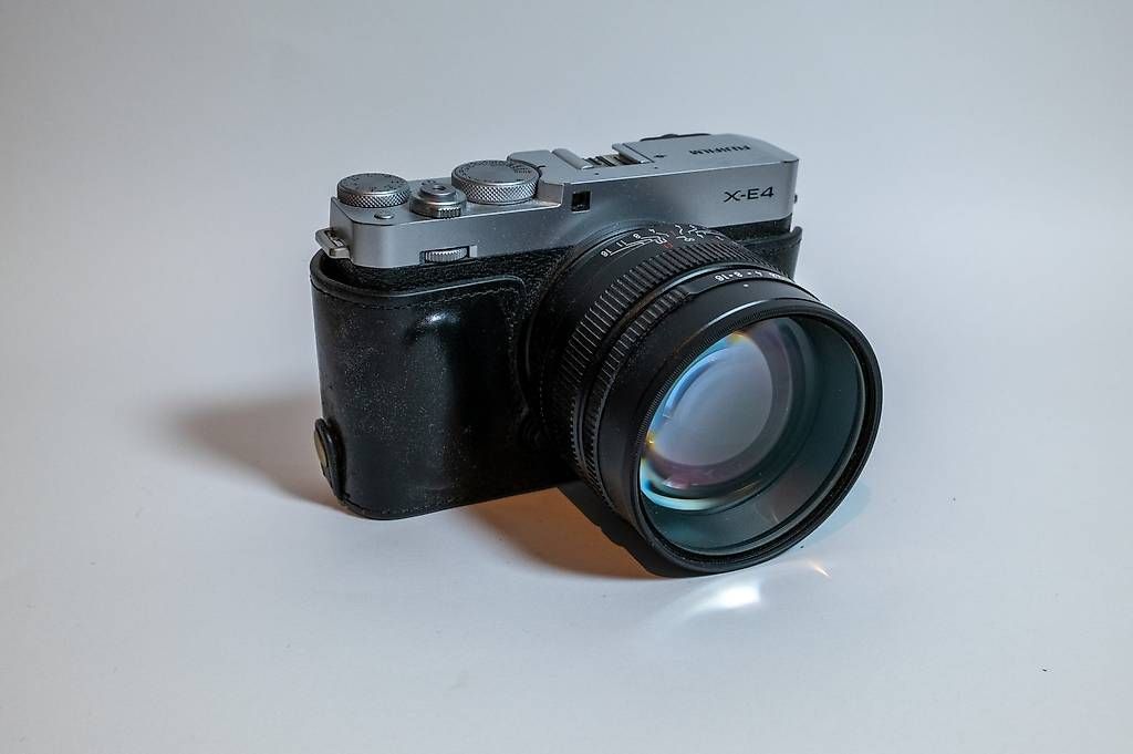 Fujifilm Kamera: Fujifilm X-E4 Kit (Body + 3 Objektive) - Kamera – Gebraucht aus Zürich von Mutheee 2