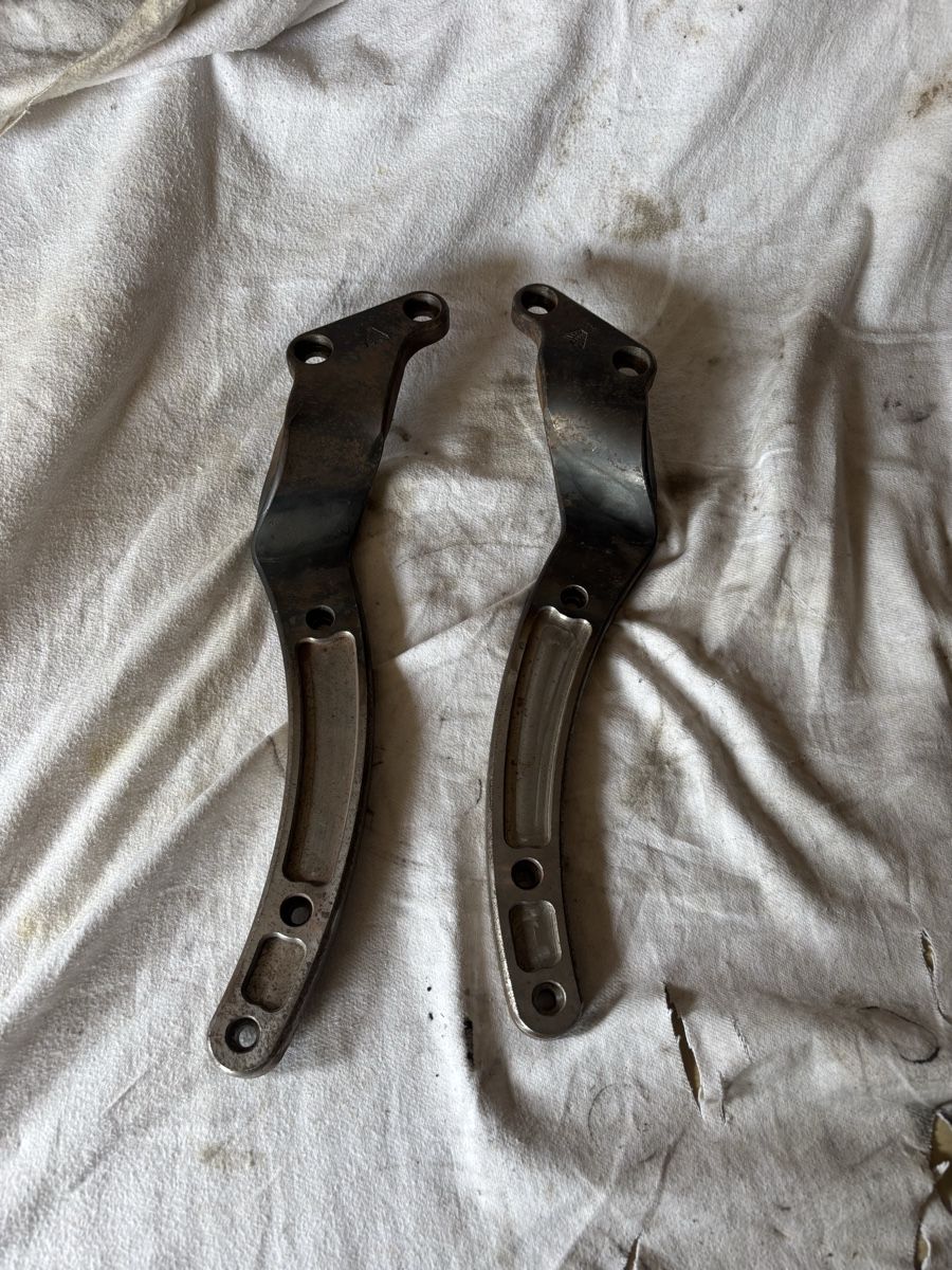 Harley-Davidson Alle Motorradersatzteile: Harley Davidson Fenderstruts Müller – Gebraucht aus Schötz von Harley35