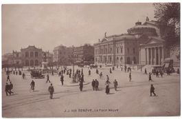 Genève, la Place Neuve, animée, vers 1920