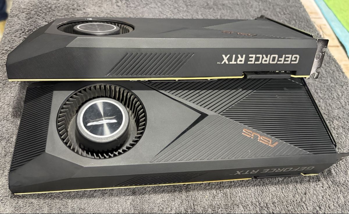 Asus Schede grafiche: Carte graphique ASUS GeForce RTX 3090 24Go – Nuovo (secondo la descrizione) da Petit-Lancy venduto da jcj_xh59 2