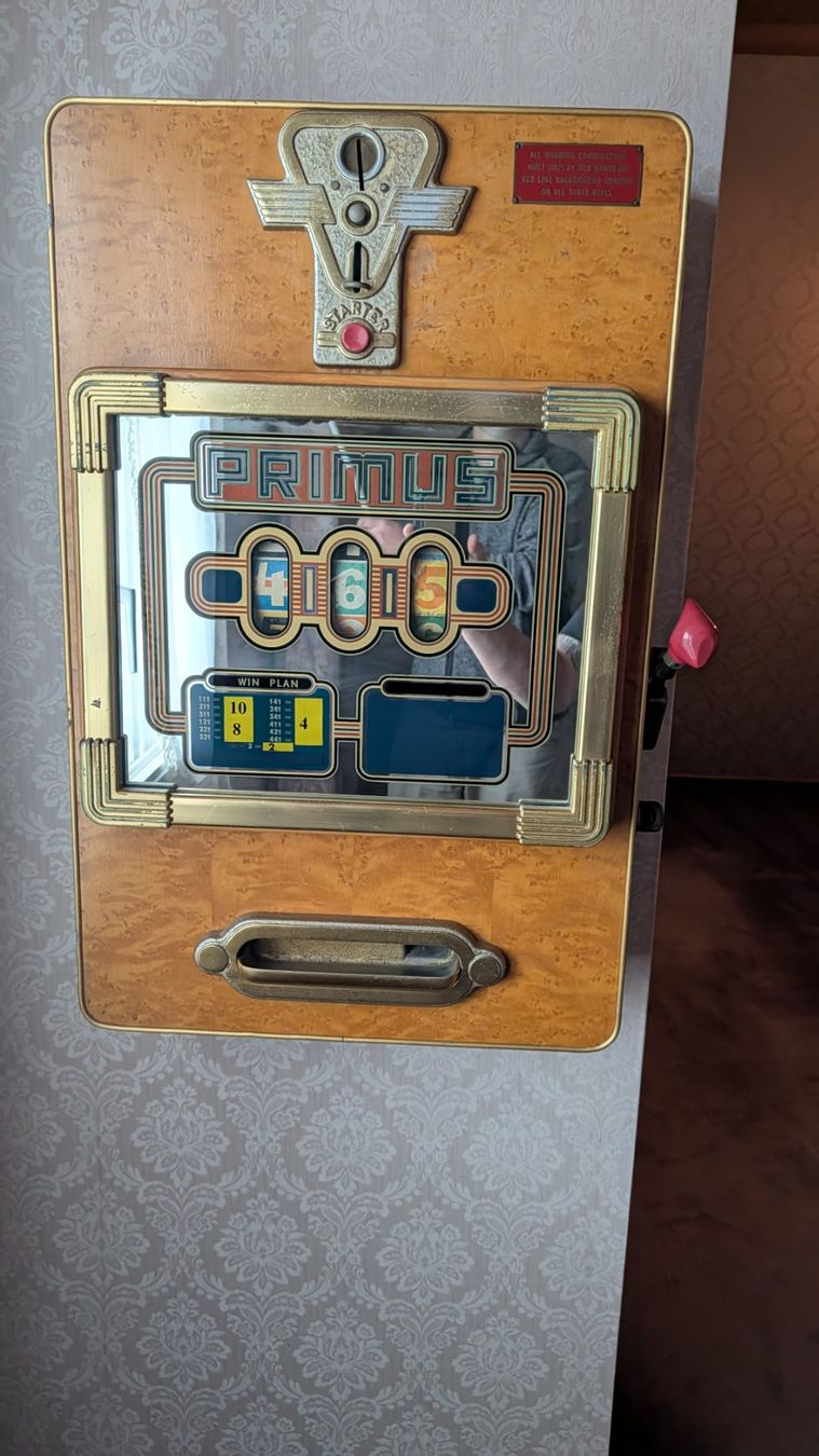 Slot Machine: Alter Antiker Einarmiger Bandit, Spielautomat – Usato da Fulenbach venduto da mandoseck