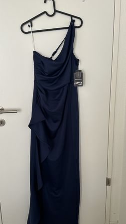 Elegantes Damenkleid Grösse M – Neu & ungetragen