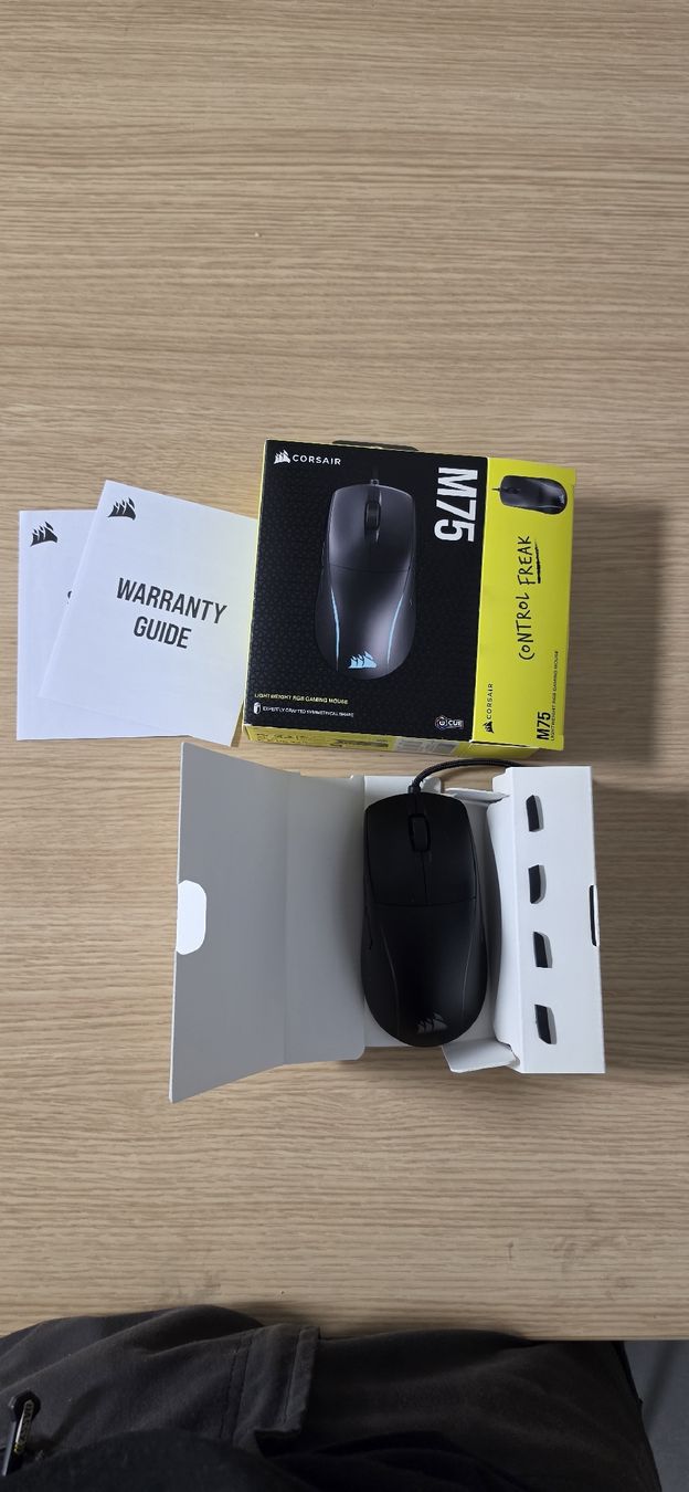 Corsair Mouse: Souris Corsair M75 Filaire – Nuovo (secondo la descrizione) da Les Avanchets venduto da daf_hnx6 4