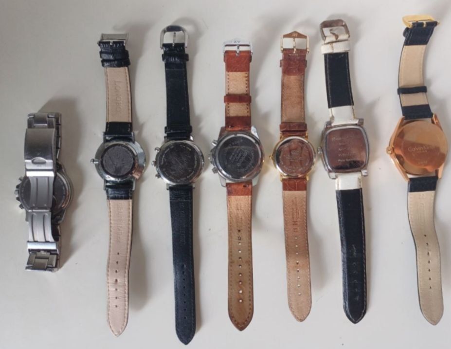 Orologi: Armbanduhr – Difettoso da Bern venduto da Yunkom 1