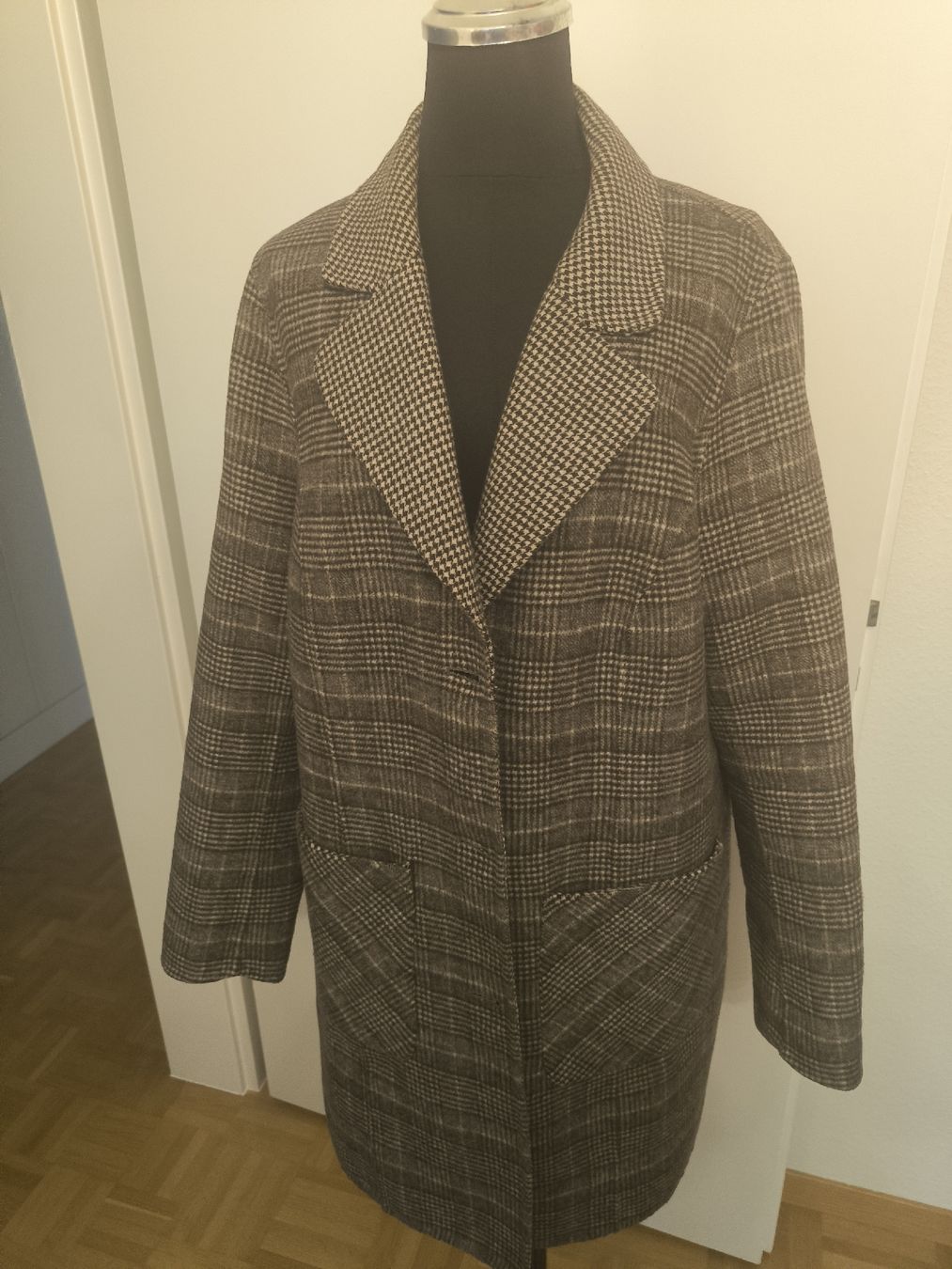 Ulla Popken Cappotti: Wendemantel Selection by Ulla Popken, Gr. 42/44 – Usato da Kloten venduto da Olivenbaum2017