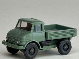 VE1-Wiking Mercedes Unimog resedagrün