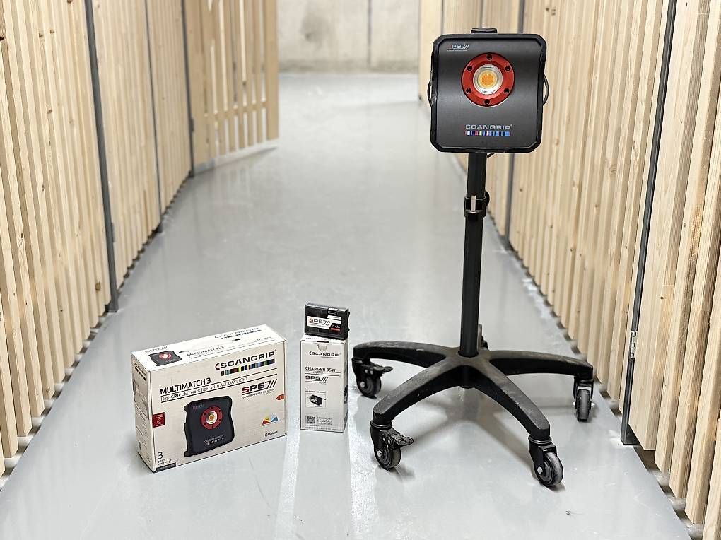 Tutti gli attrezzi: Ensemble SCANGRIP Multimach 3 + trépied mobile + chargeur – Usato da Renens VD venduto da oli_g9xj
