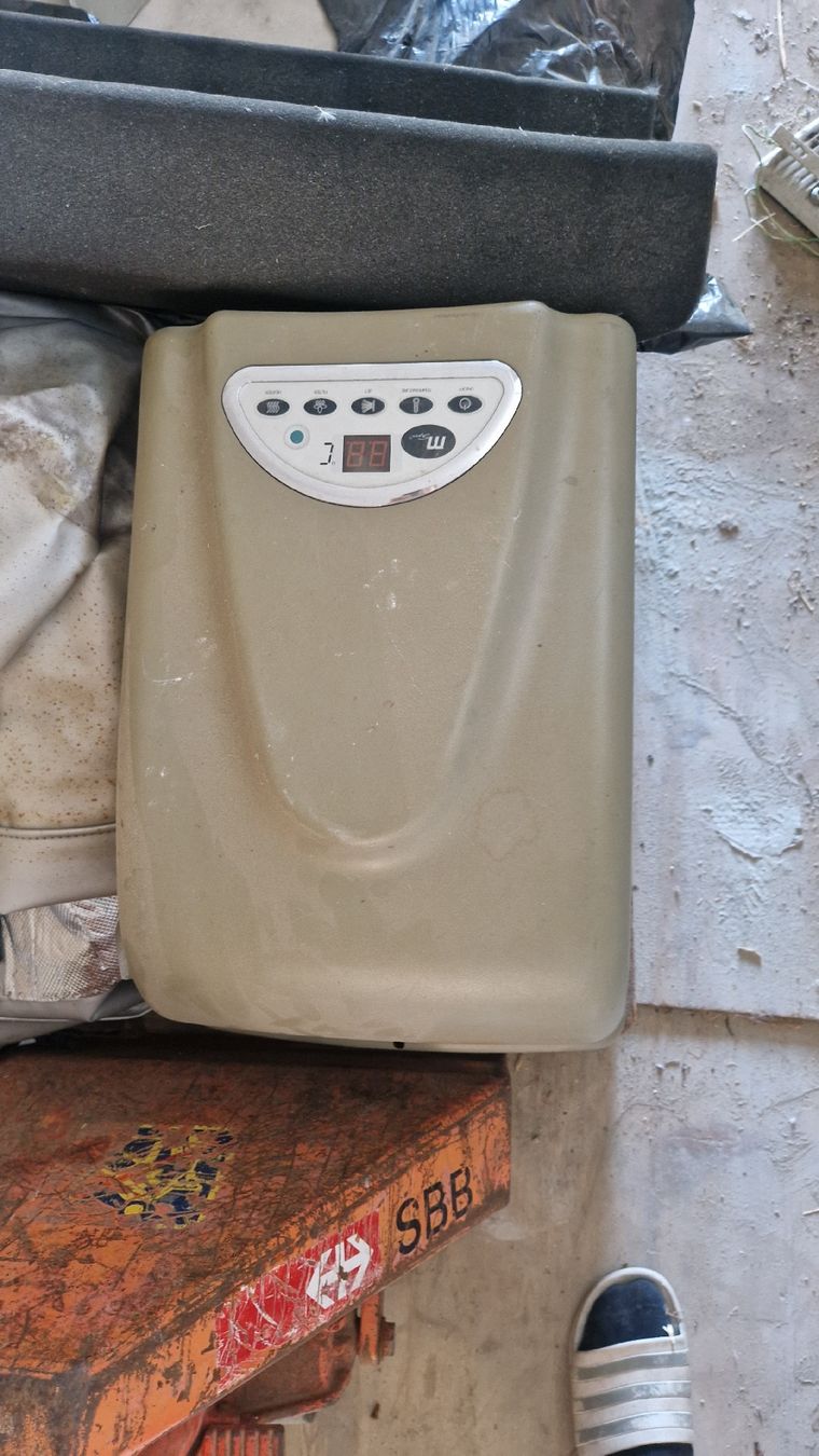 Whirlpool: Whirlpool – Gebraucht aus Wilen-Gottshaus von tob_26cr 1