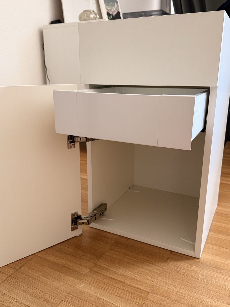 Scaffali: White storage shelf with Drawer - Stylish Storage Unit – Usato da Zürich venduto da reg_2sd2