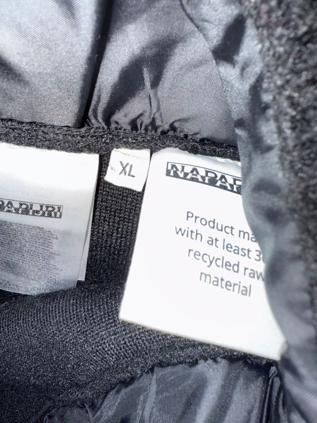 Napapijri Hosen: Napajiri, Thermohose XL – Gebraucht aus bioggio von lenny023 3