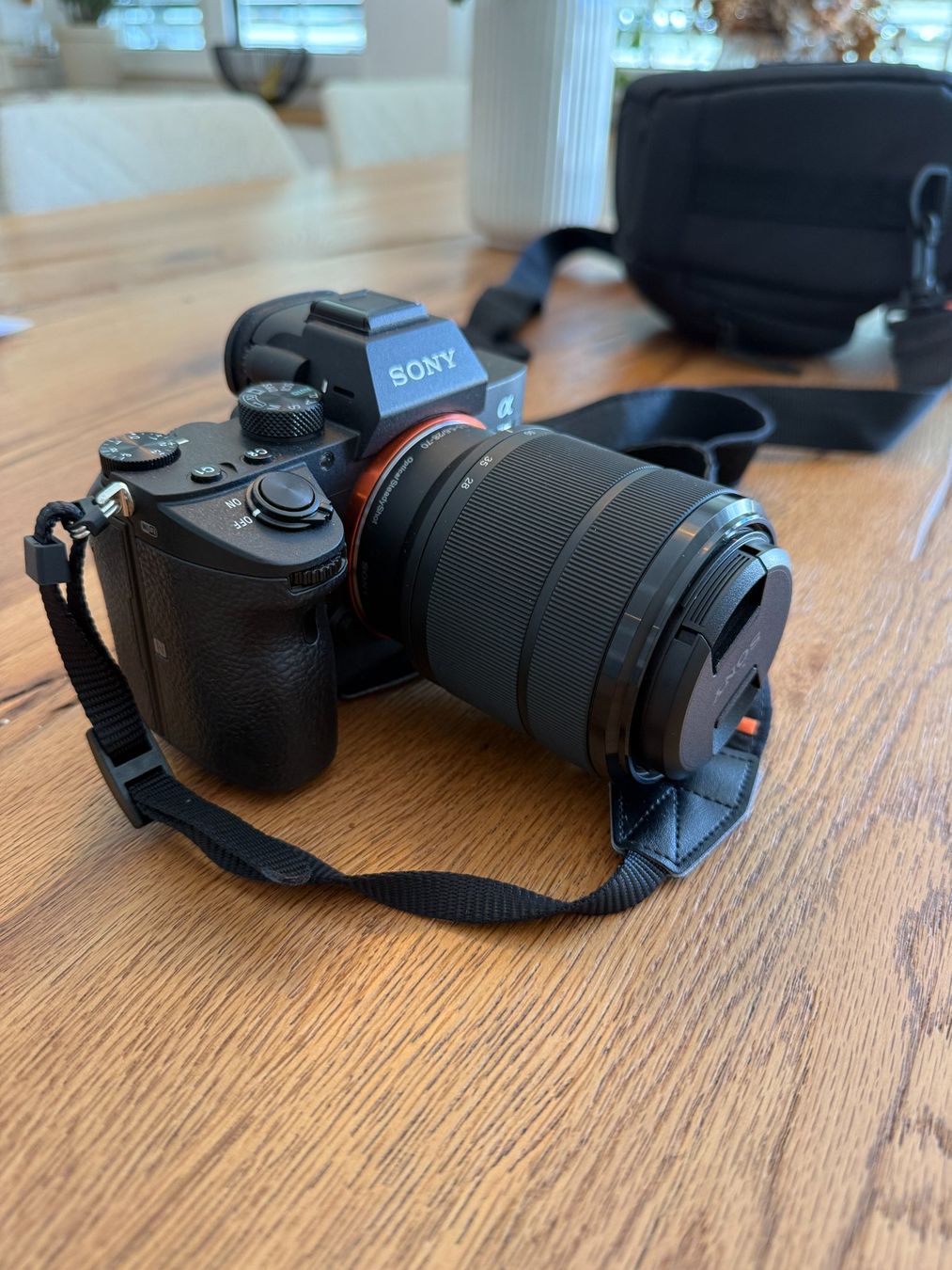 Sony Kamera: Sony Alpha a7 III + FE 28–70mm Objektiv – Neu (gemäss Beschreibung) aus St. Gallen von luc05 1