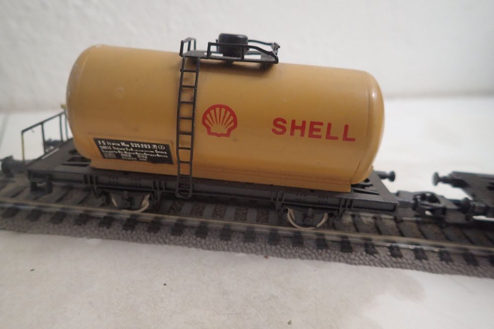 LIMA H0 - 3 Tankwagen von SHELL - 3 citernes SHELL patinées (Gebraucht ...