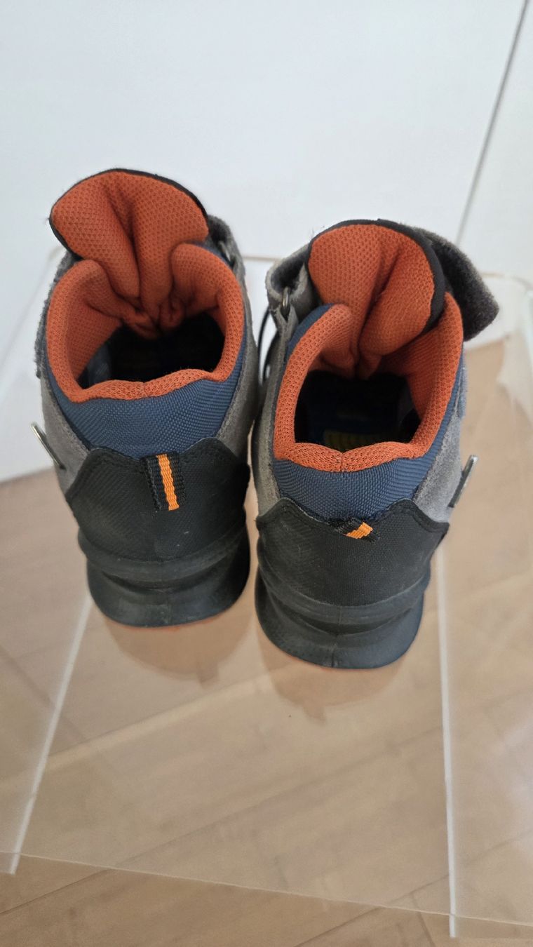 Scarpe per ragazzi: Wanderschuhe Gr 32 Kinder, bamatex – Usato da Hausen am Albis venduto da pear04 3